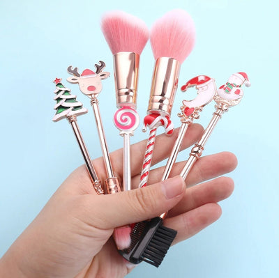 Christmas 6 Piece Brush set with pouch